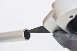 バリ取りとは？基礎知識からNC旋盤・マシニングによる自動化まで徹底解説